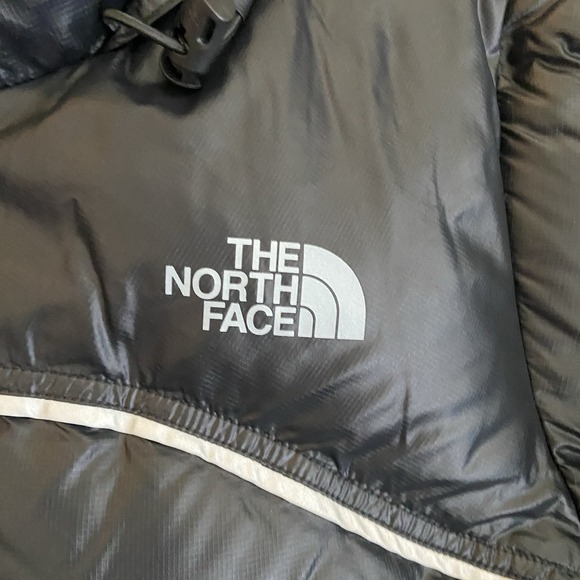 North Face Black Retro Nuptse 2000 Short Crop 700-Down Jacket Womens Small - Picture 2 of 9